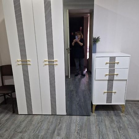 טביליסי Larisa Apartment מראה חיצוני תמונה