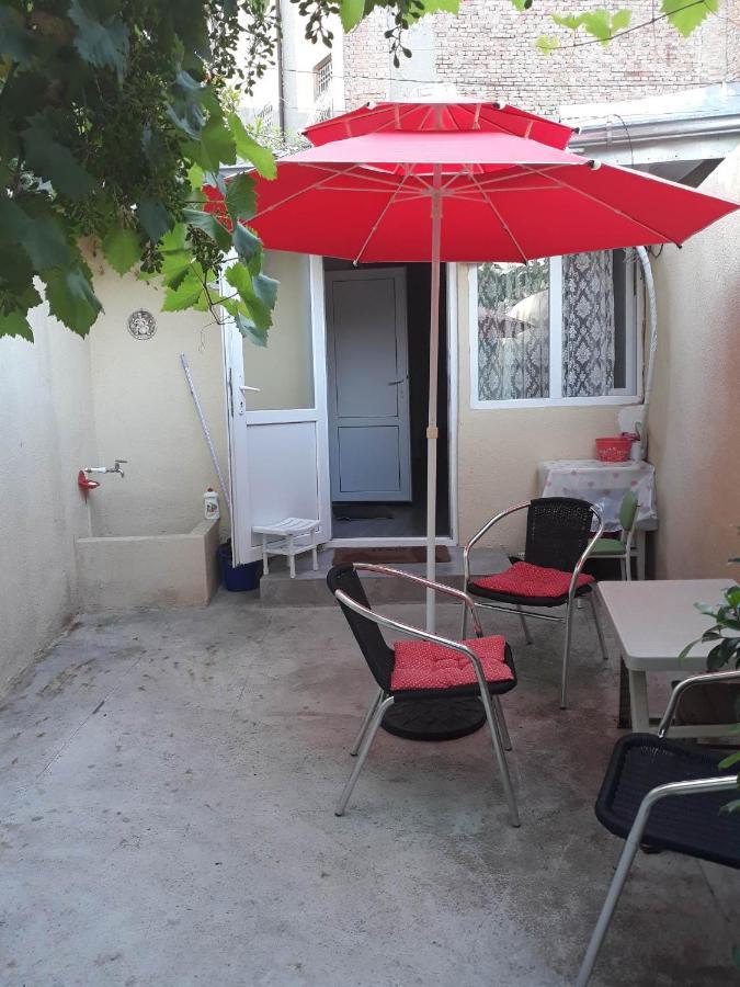 טביליסי Larisa Apartment מראה חיצוני תמונה