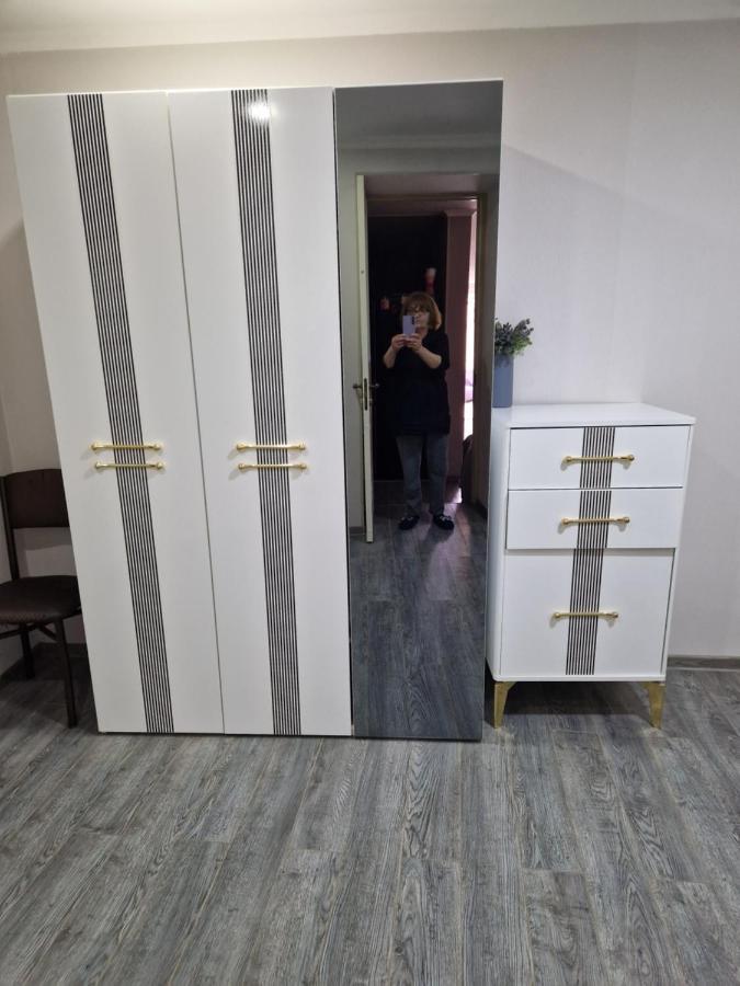טביליסי Larisa Apartment מראה חיצוני תמונה