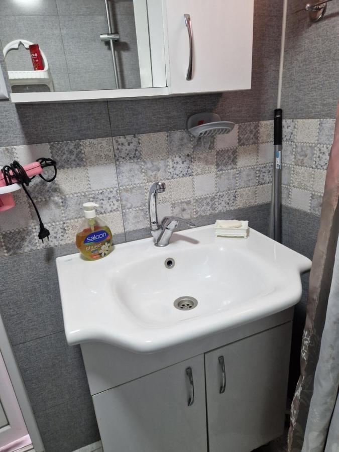 טביליסי Larisa Apartment מראה חיצוני תמונה